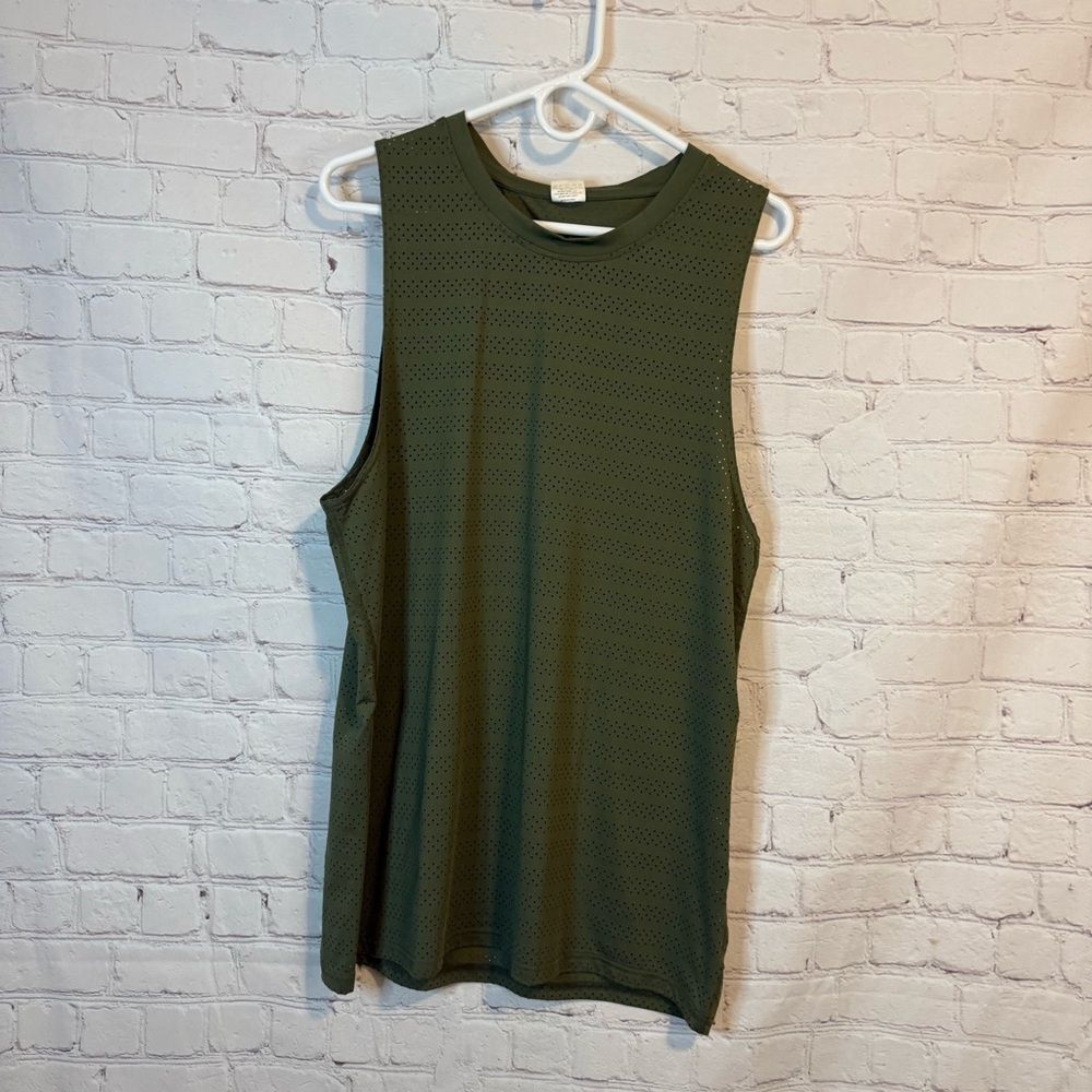 Zyia Olive Sleeveless Muscle Tee